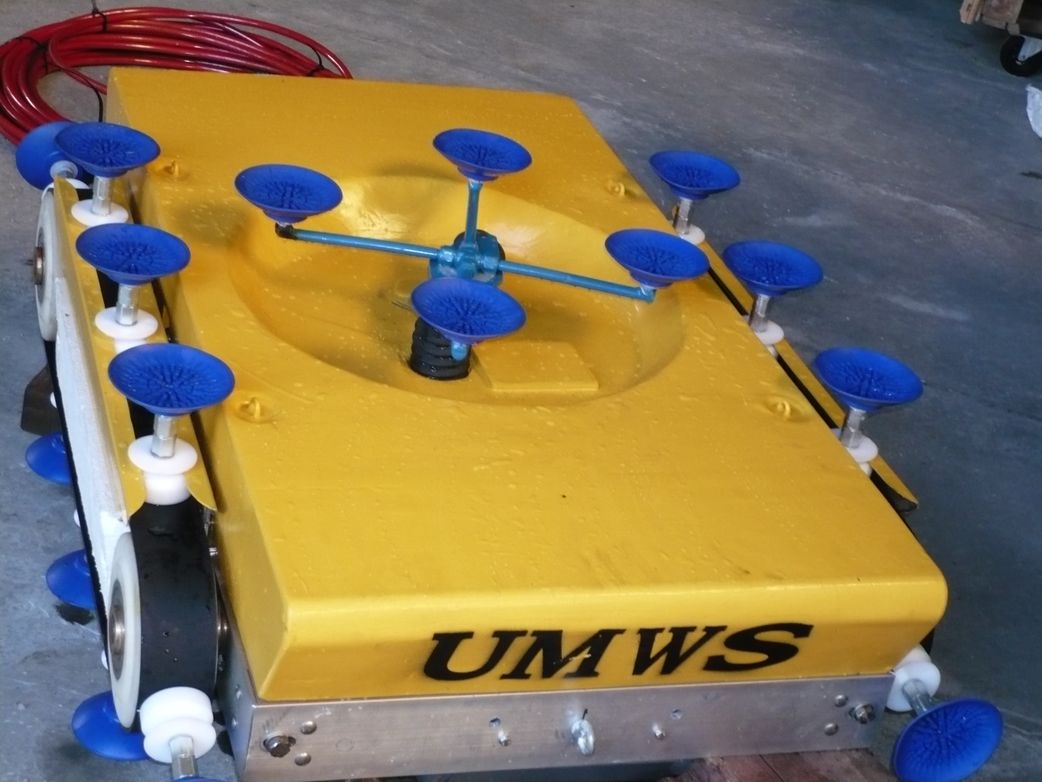 Crawler configured for submarine use